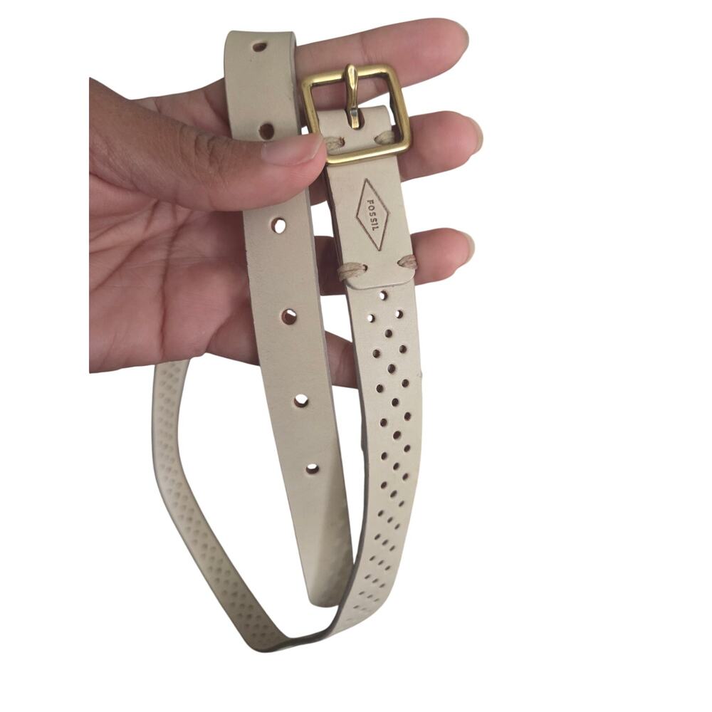 Fossil LEATHER Beige Cream Perforated Belt Skinny Gold Buckle Womens Adjustable